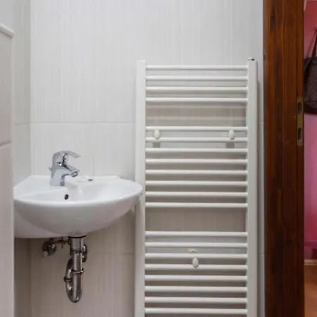 Apartment Tesla Urban Zagreb